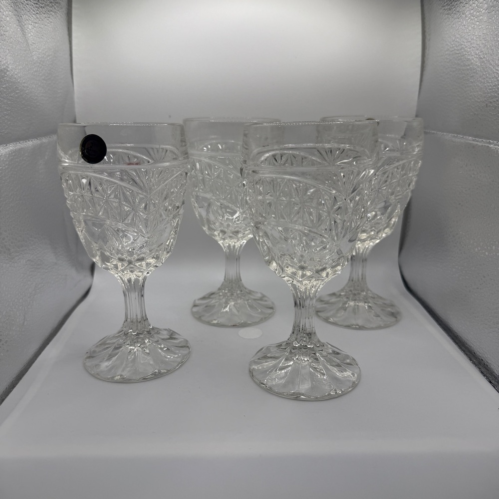 Crystal D'Adriana Crystal Glass Set - Picture 3 of 8